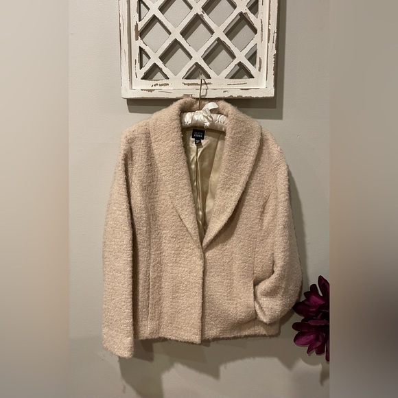 Eileen Fisher Boucle Lined Wool Jacket / Blazer In Cream/Ivory Size M - Picture 1 of 15